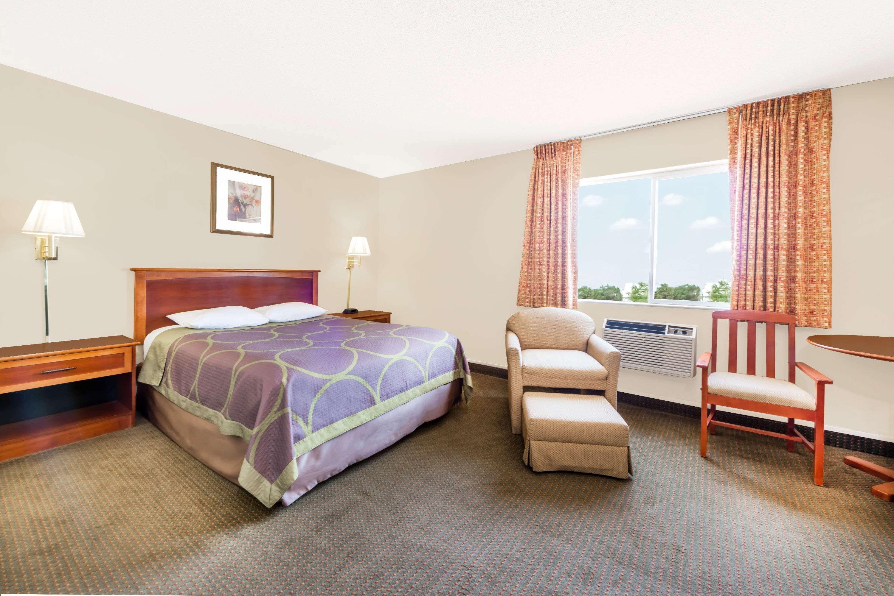 Super 8 By Wyndham Liberal Ks Hotel Kültér fotó